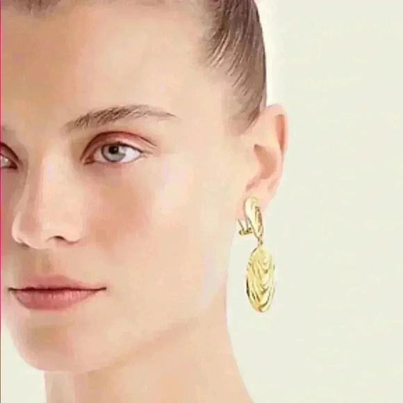 J Crew Magma Drop Earrings in Gold - Picture 2 of 3